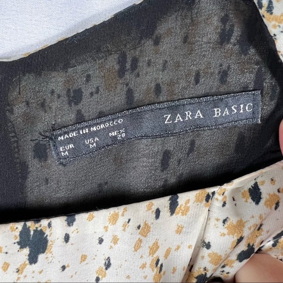 ZARA Square Neckline Short Sleeve Dress in Size Medium - Picture 2 of 4